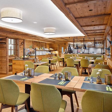 Hotel Zeppelin Лаупхайм Екстериор снимка