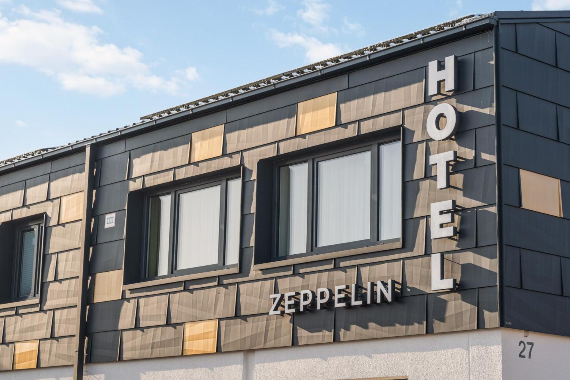 Hotel Zeppelin Лаупхайм Екстериор снимка